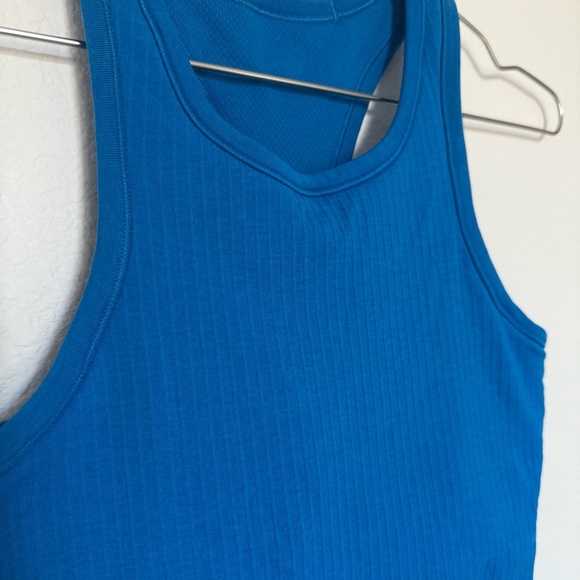 Lululemon Ebb to Street Cropped Racerback Tank Top in Poolside Blue Size 4 - Picture 7 of 10